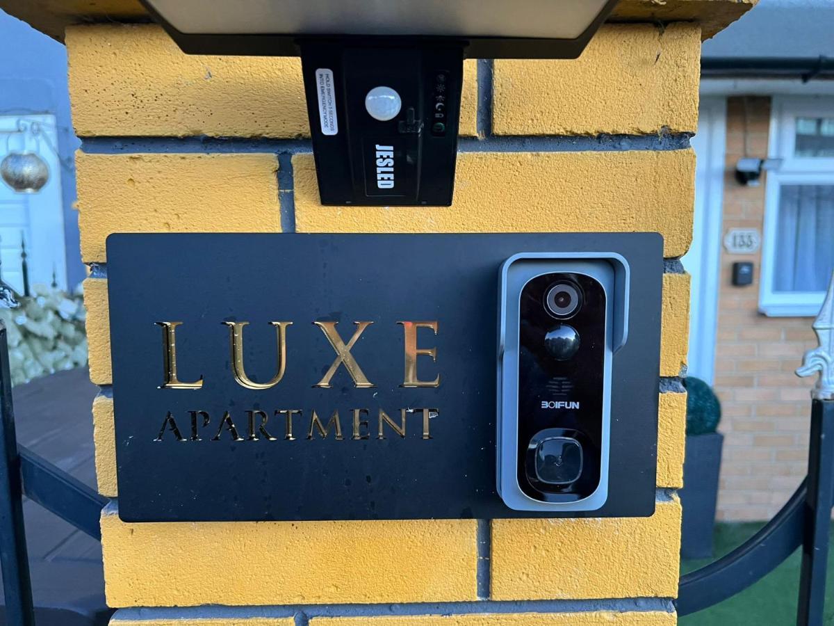 Apartment Luxe Free Wifi, Free Parking, Free Netflix Friern Barnet Esterno foto