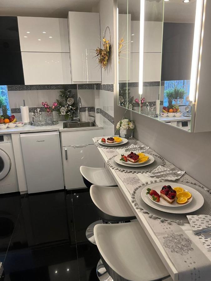 Apartment Luxe Free Wifi, Free Parking, Free Netflix Friern Barnet Esterno foto